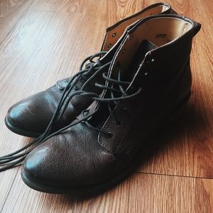 Frye vintage worn out look brown leather booties